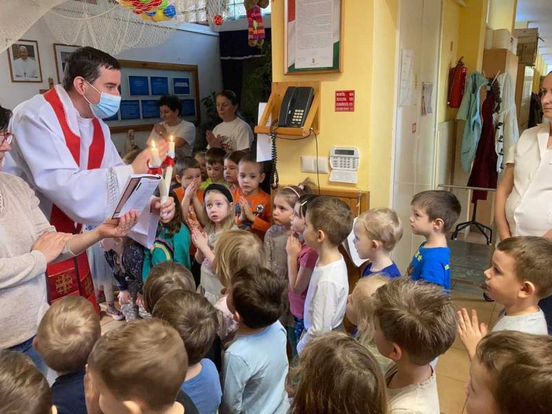 ParkOvi Gyertyaszentelő1.jpg